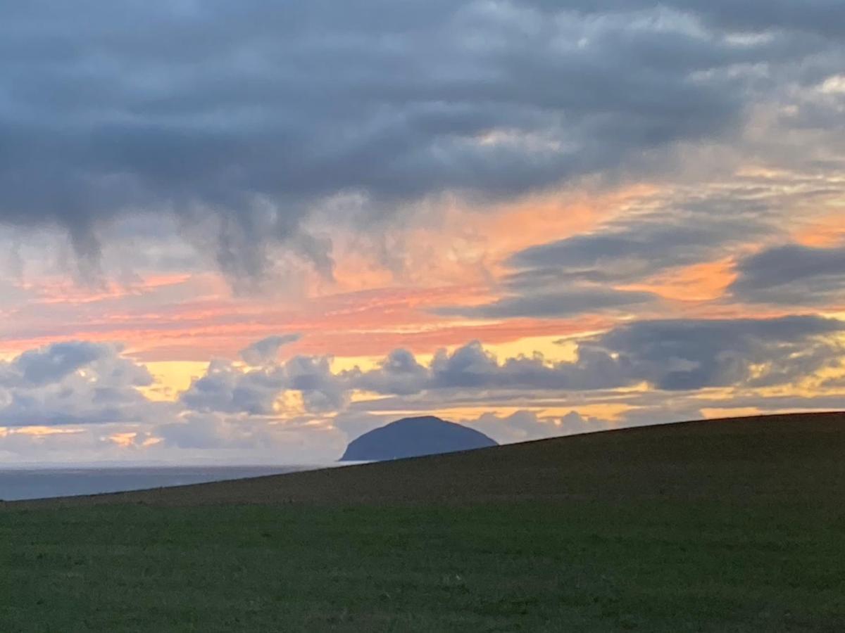 Luxury Caravan At Turnberry - Short Walk To Beach Villa Girvan Bagian luar foto