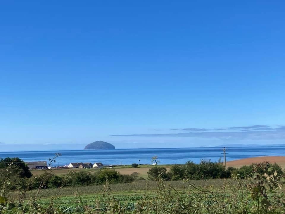 Luxury Caravan At Turnberry - Short Walk To Beach Villa Girvan Bagian luar foto