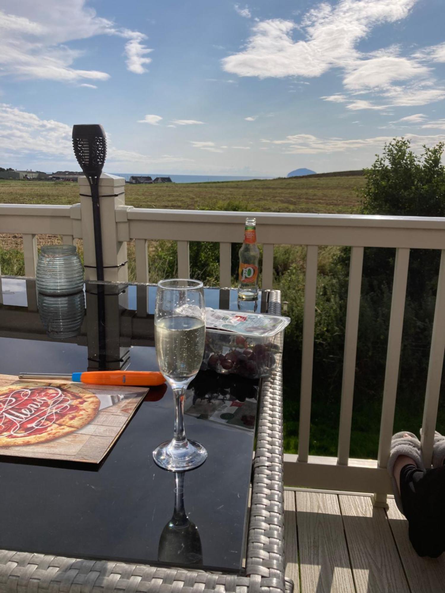 Luxury Caravan At Turnberry - Short Walk To Beach Girvan Bagian luar foto